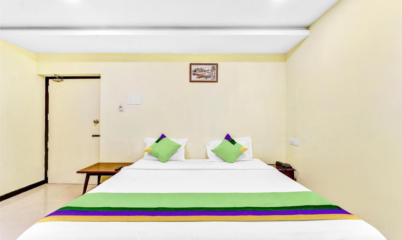 Hotel Treebo B Coral, 2 Km From Promenade Beach Pondicherry Esterno foto