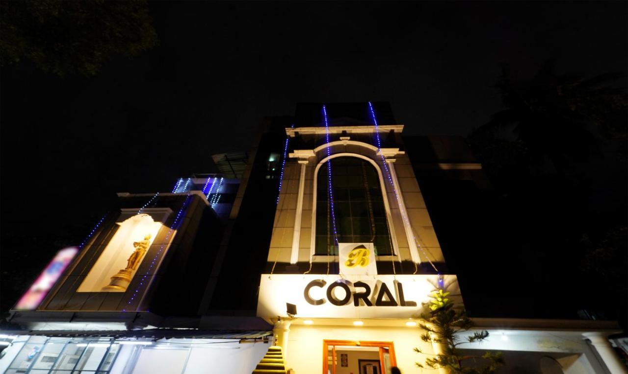 Hotel Treebo B Coral, 2 Km From Promenade Beach Pondicherry Esterno foto
